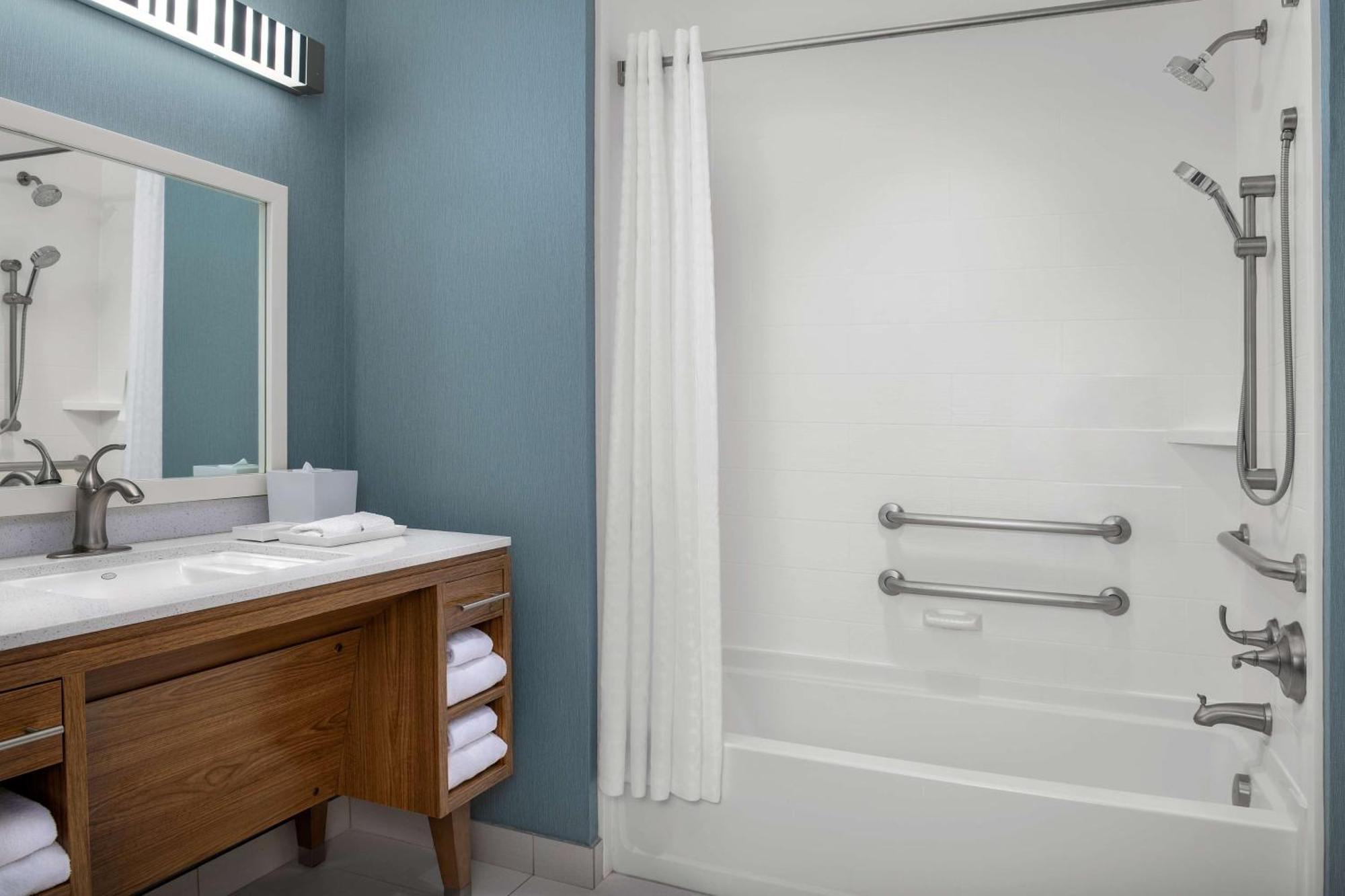 Home2 Suites By Hilton Tallahassee State Capitol Ngoại thất bức ảnh